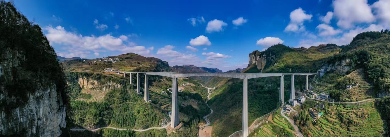 叙永至毕节铁路图片