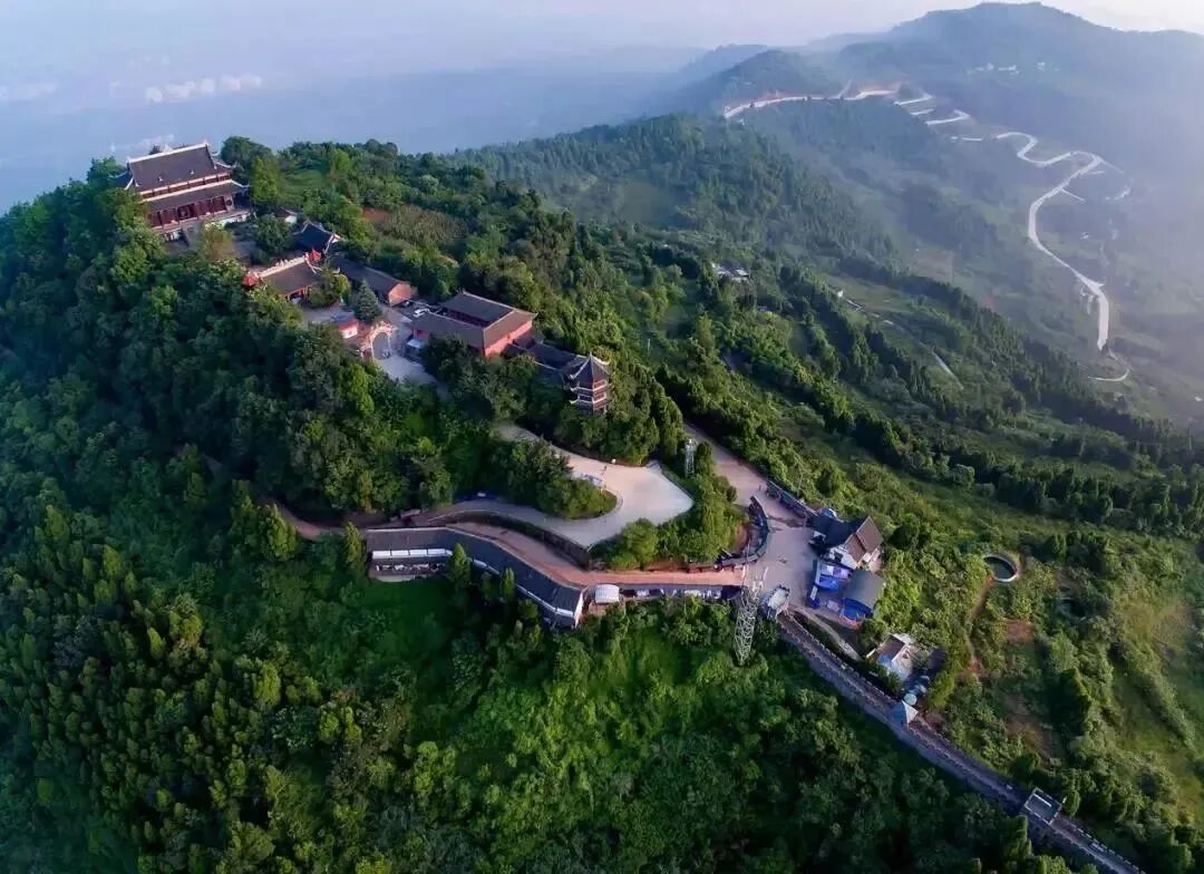 网红野山不要爬！“五一”出游成都周边这些安全徒步路线请收藏→(图2)