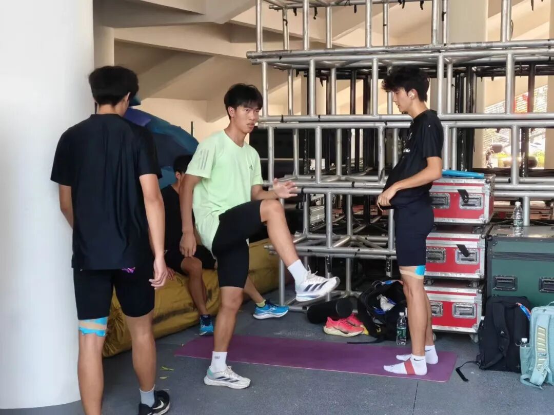 4084秒！眉山小将省运会跑出新纪录(图2)