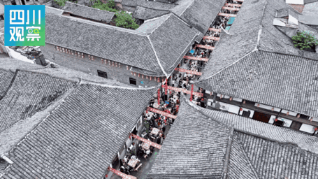 去“县”场⑫沉浸式“搂席”小镇“坝坝宴”还能这样耍！(图1)